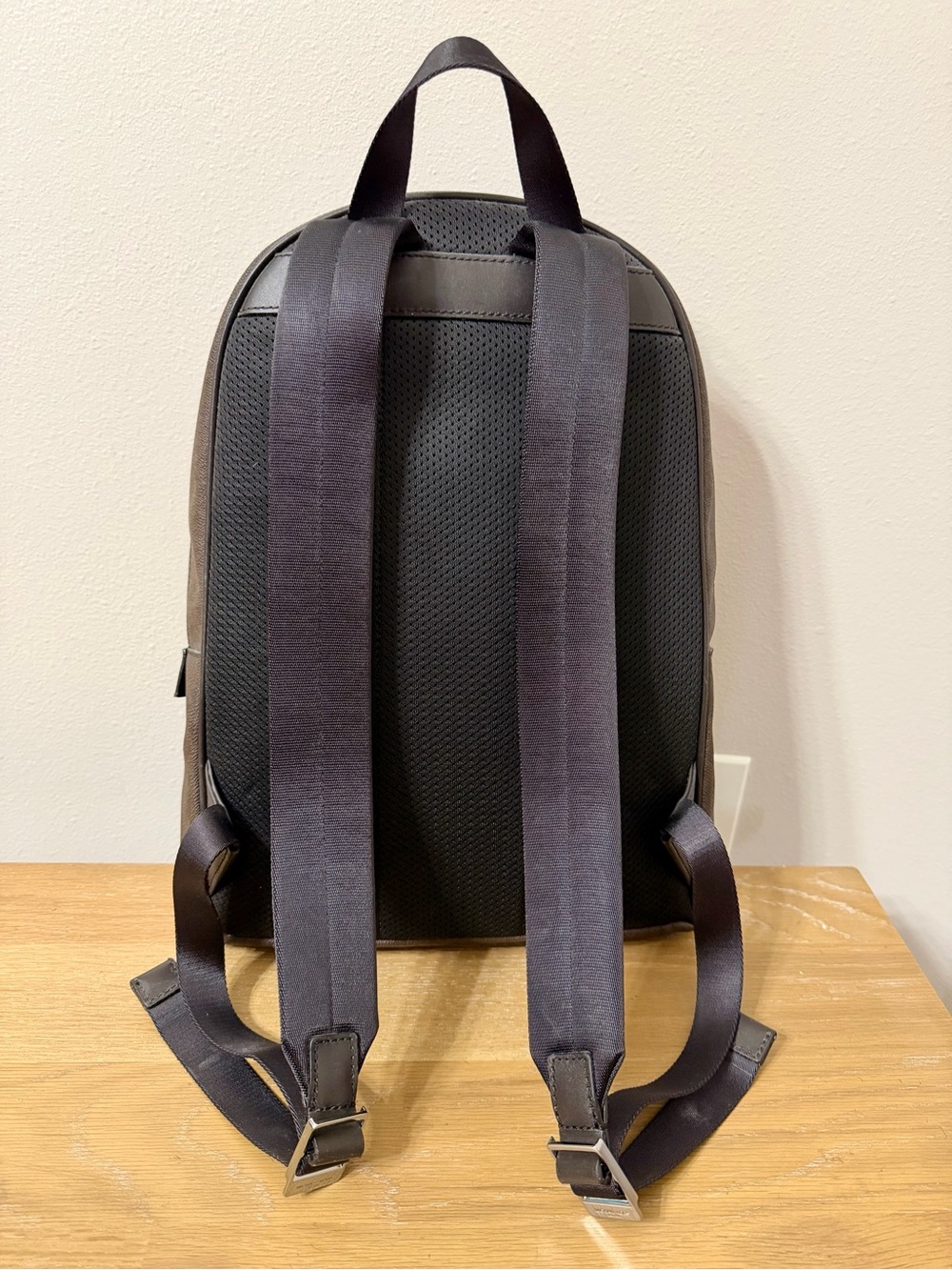 Michael Kors Logo Backpack - Picture 5 of 9